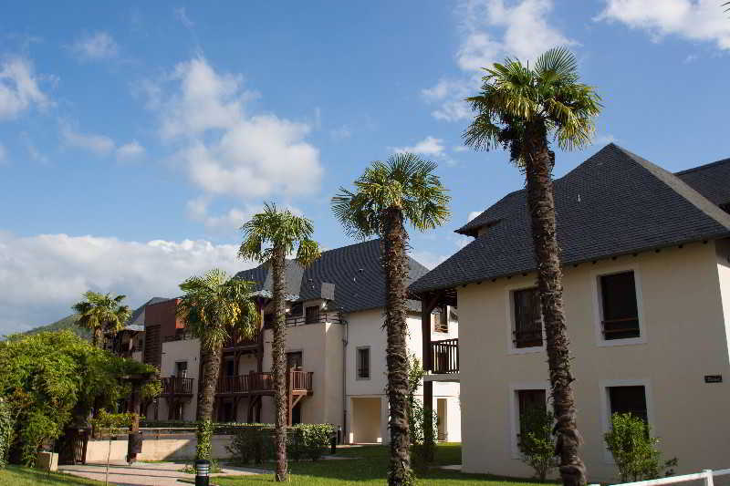 Comfort Aparthotel Lourdes L'Acacia Exterior foto